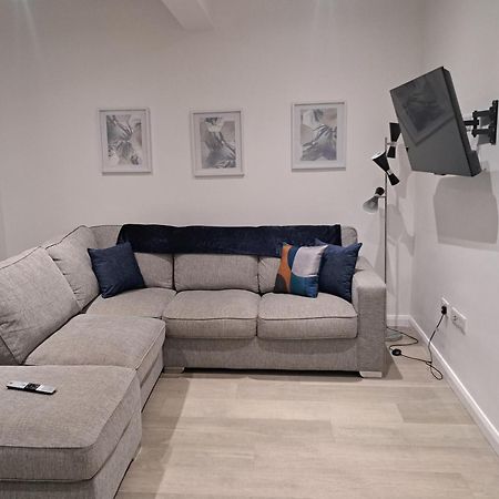 Modern Apartment With Sea Views Portrush Exteriör bild