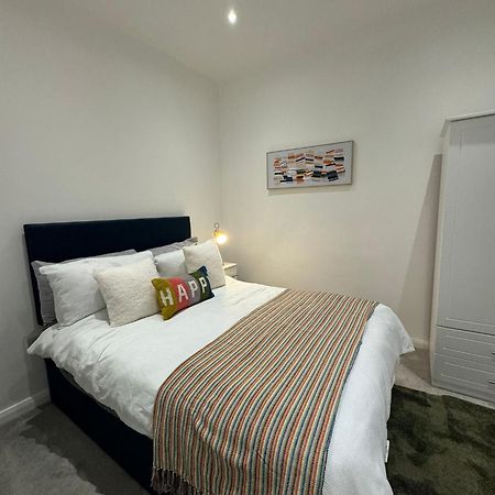 Modern Apartment With Sea Views Portrush Exteriör bild